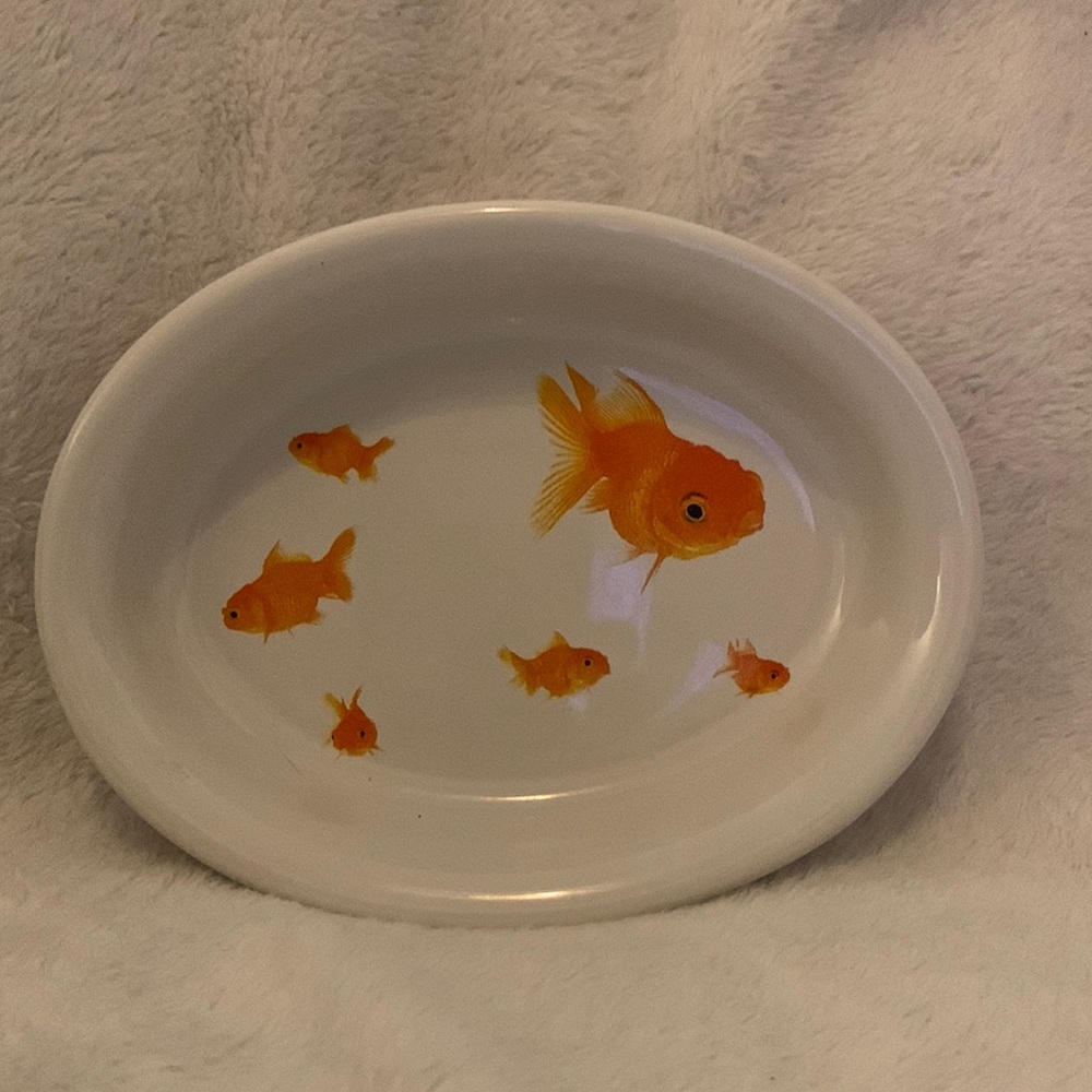 Gibson Everyday White Ceramic Oval Goldfish Relish Bowl / Dessert / Trinket Dish